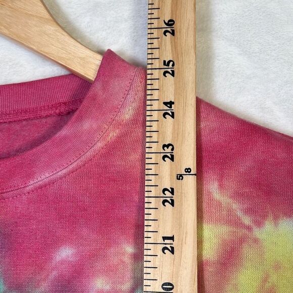 Tie Dye Chill Out crewneck‎ pullover Sweatshirt NWT- Medium - Picture 4 of 5
